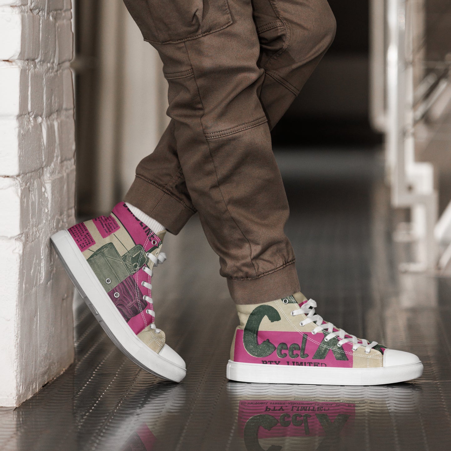 Men’s high top canvas shoes